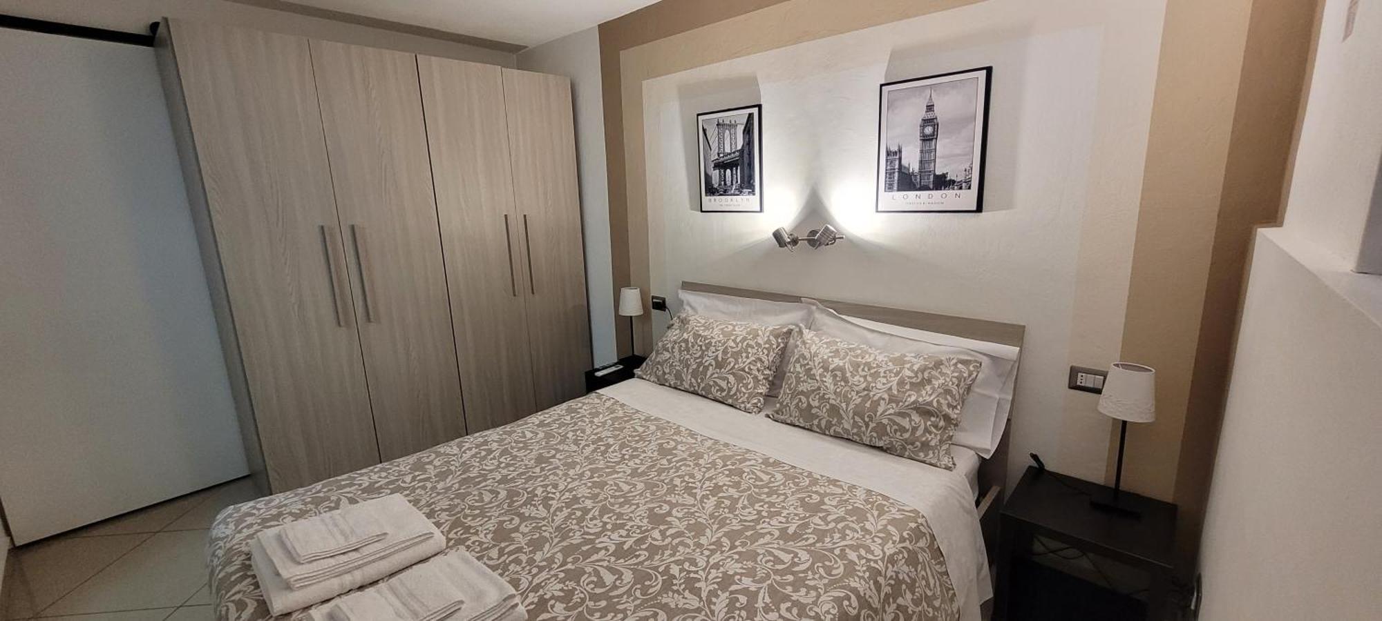 Pretty Home Rozzano Bagian luar foto